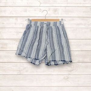 Royalty for me woman’s linen lounge shorts with frayed hem